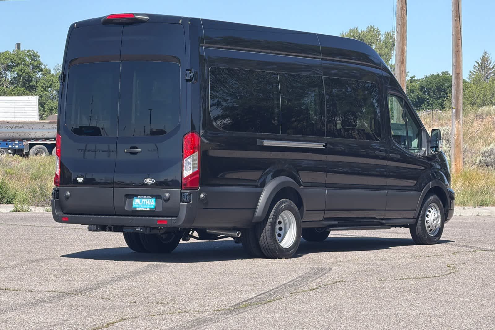 Agate Black Metallic 2026 Ford Transit Passenger Van All-Wheel Drive Automatic