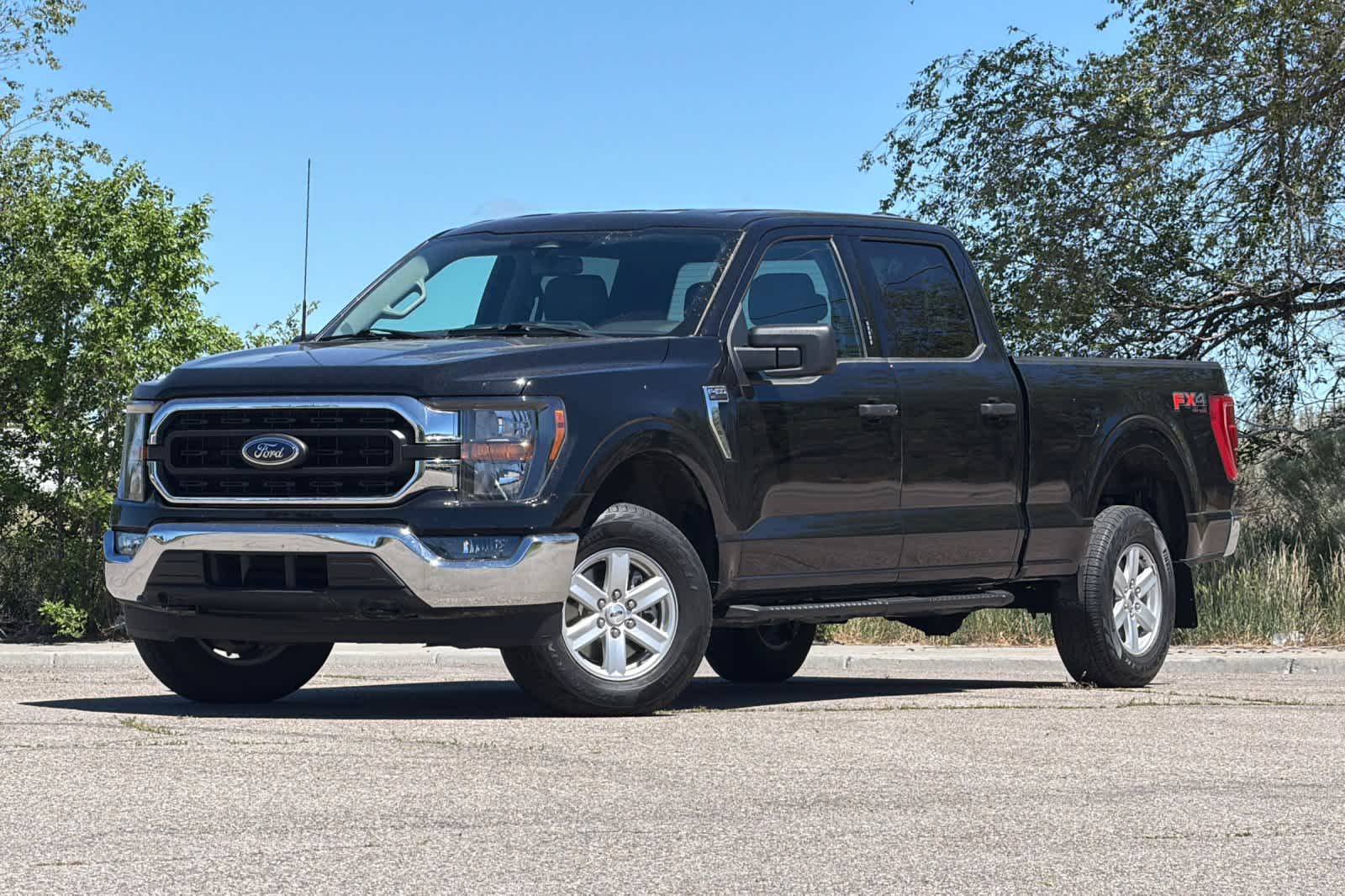 2023 Ford F-150 XLT SuperCrew 4WD