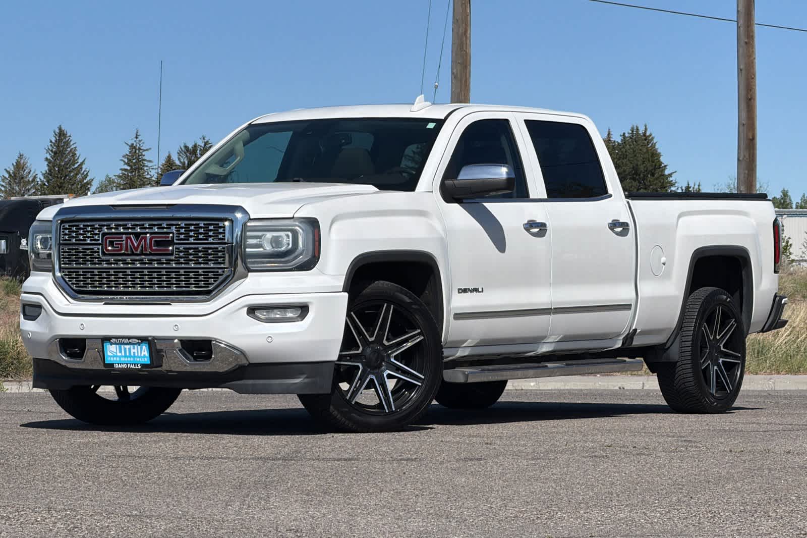 2016 GMC Sierra 1500 Denali Crew Cab 4WD