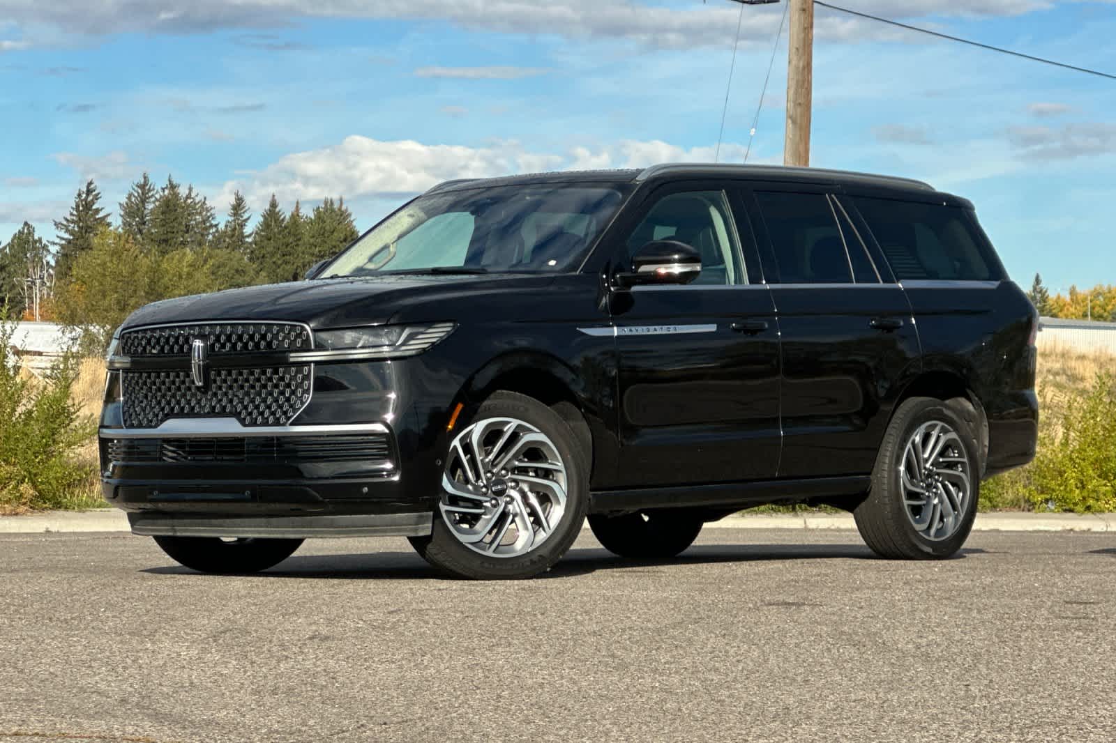 Infinite Black Metallic Clearcoat 2025 Lincoln Navigator SUV / Crossover Four-Wheel Drive Automatic