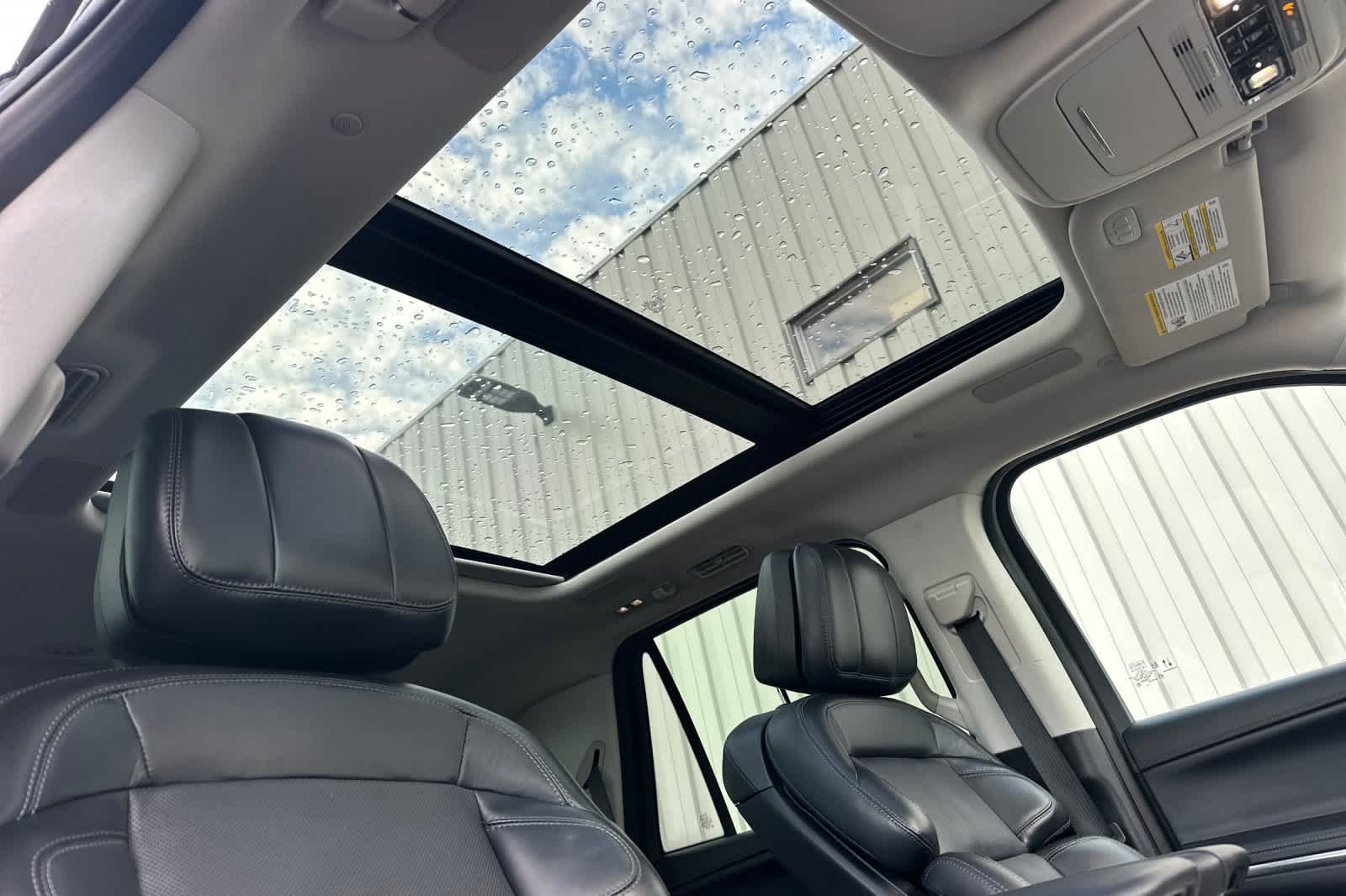  2025 Lincoln Navigator Reserve 4WD   