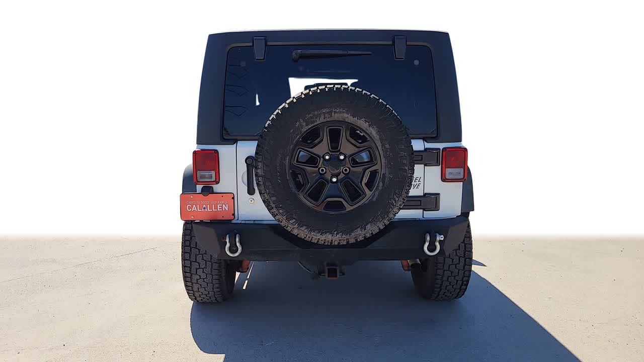 2014 Jeep Wrangler Unlimited Willys Wheeler 7