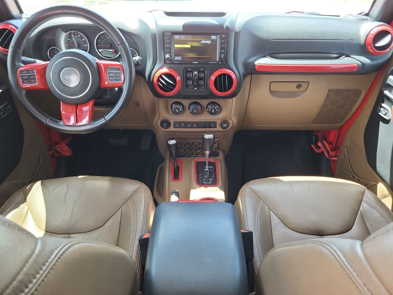 2015 Jeep Wrangler Unlimited Sahara 18