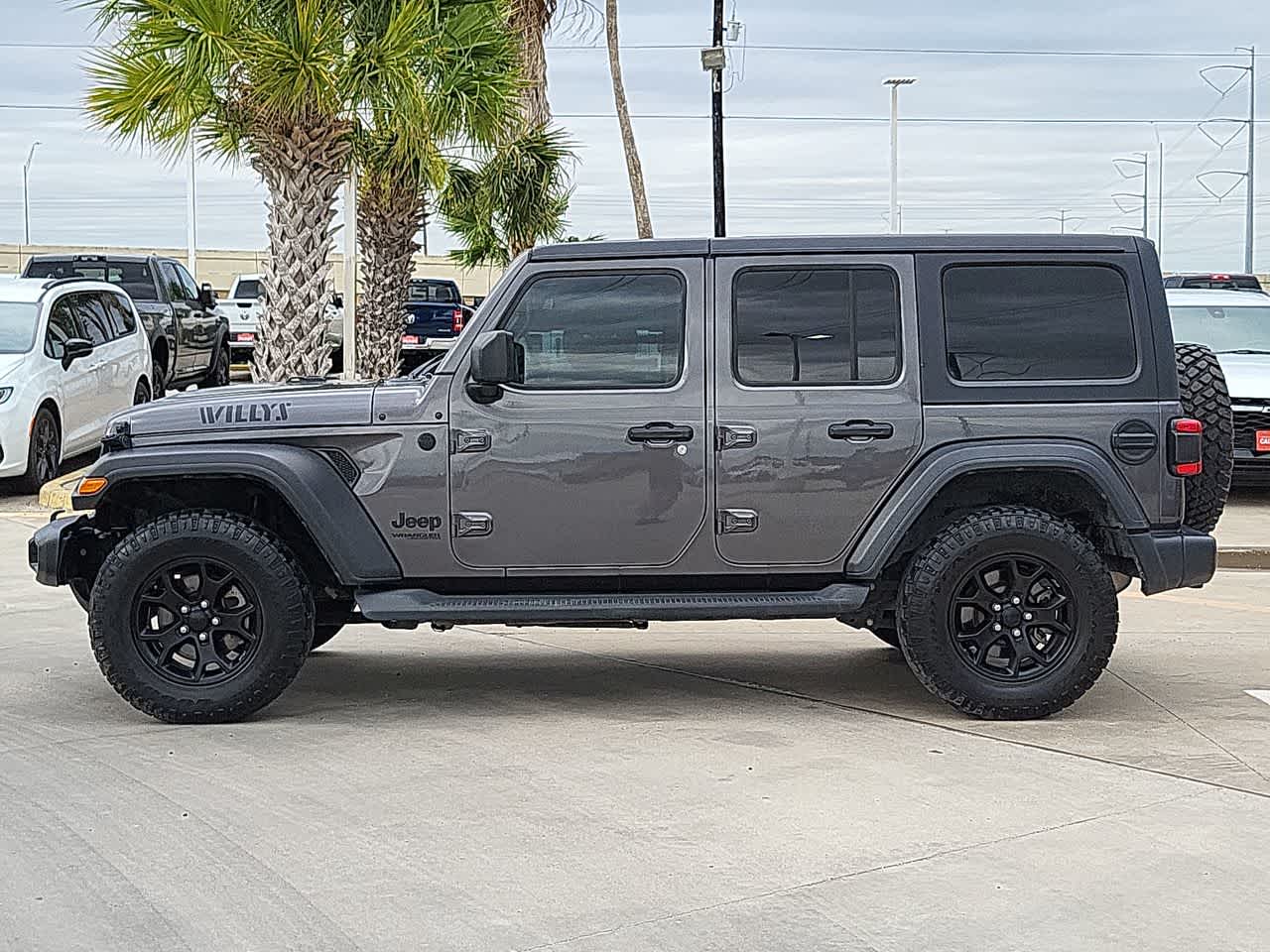 2020 Jeep Wrangler Unlimited Willys 11