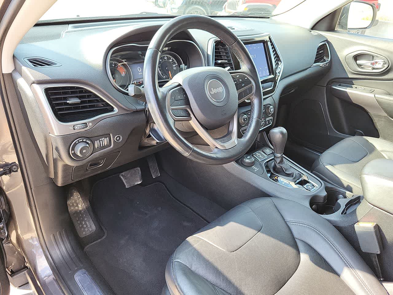 2020 Jeep Cherokee Limited 10