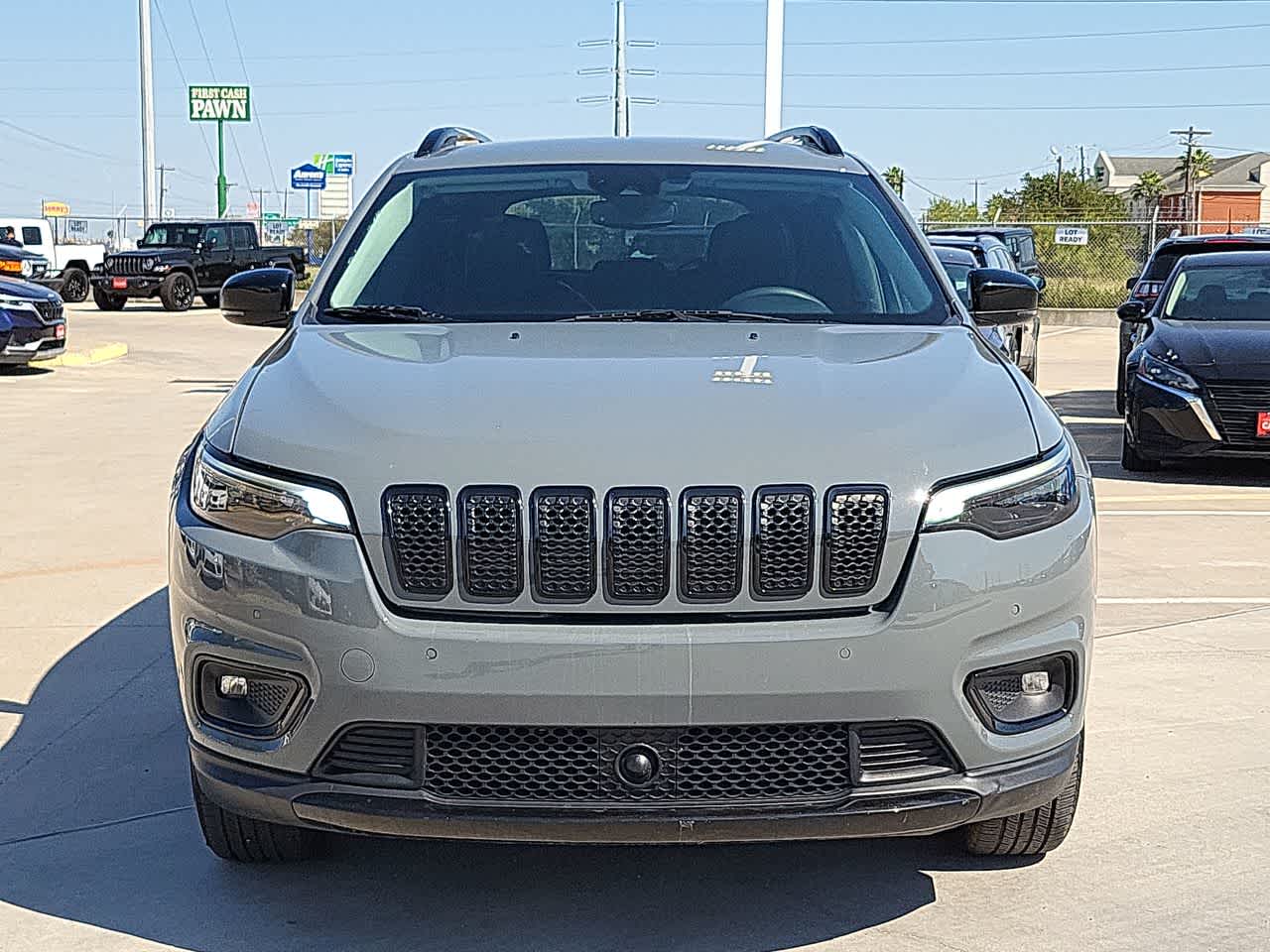 2023 Jeep Cherokee Altitude Lux 14