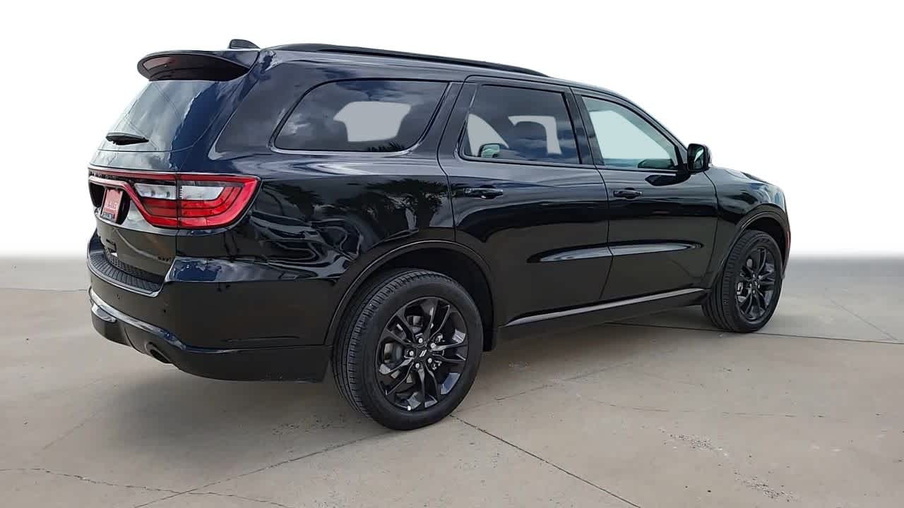 2025 Dodge Durango  8