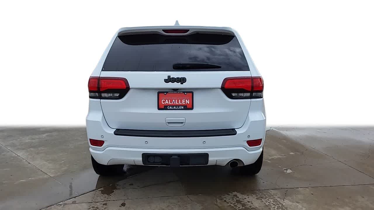 2020 Jeep Grand Cherokee Altitude 7