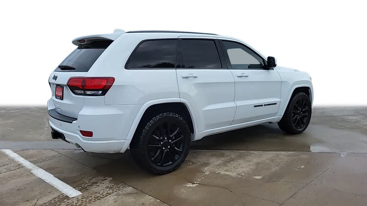 2020 Jeep Grand Cherokee Altitude 8