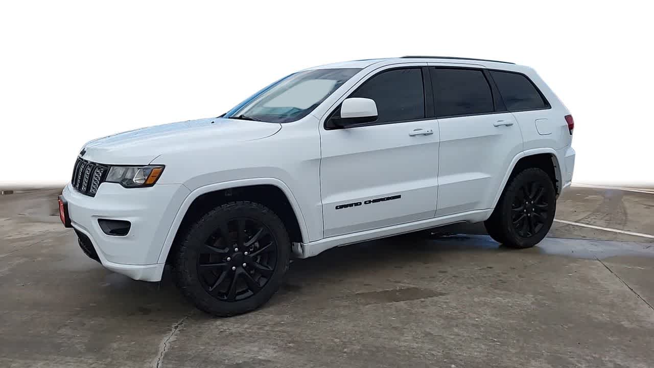 2020 Jeep Grand Cherokee Altitude 4