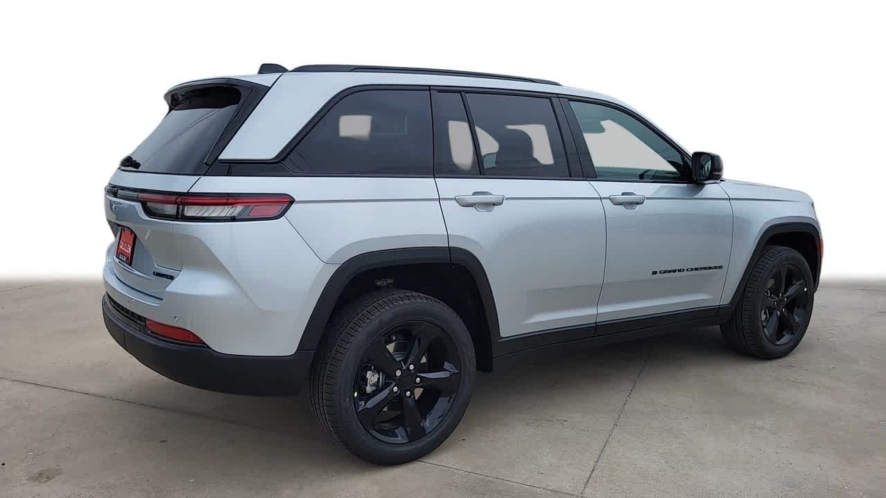 2024 Jeep Grand Cherokee Limited 8