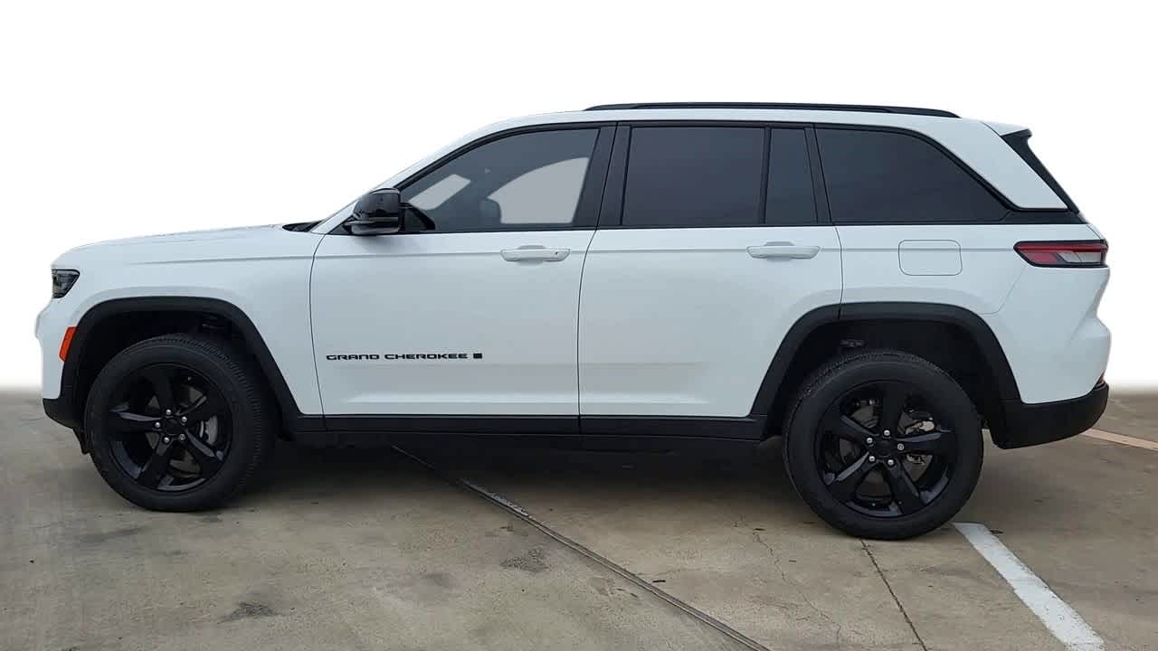 2023 Jeep Grand Cherokee Altitude 5