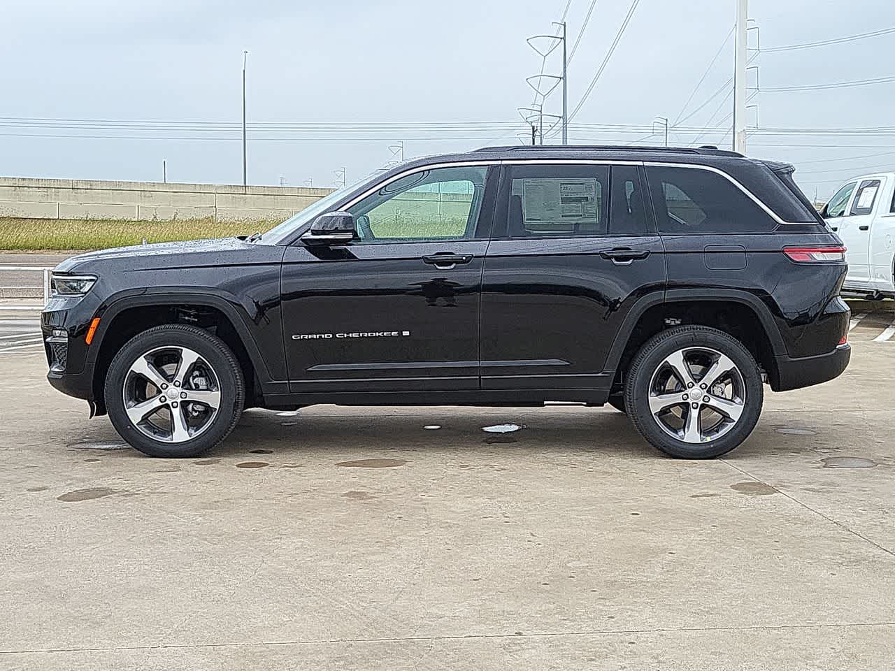 2024 Jeep Grand Cherokee Limited 11