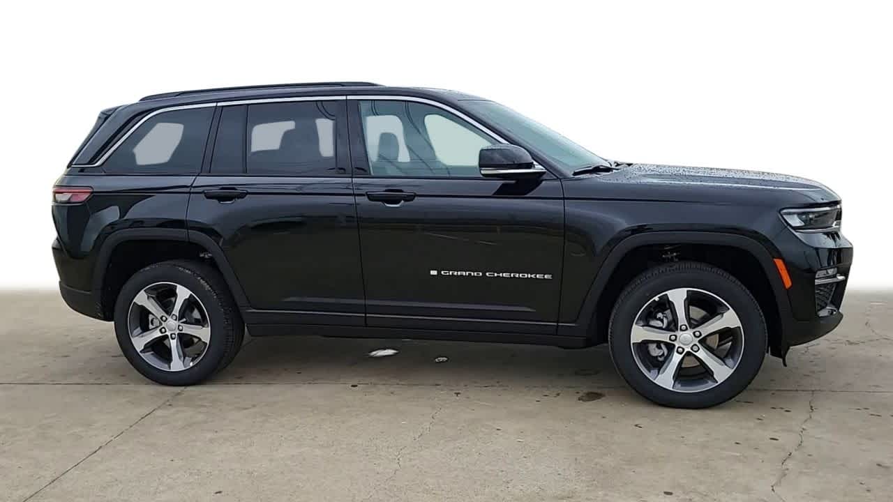 2024 Jeep Grand Cherokee Limited 9