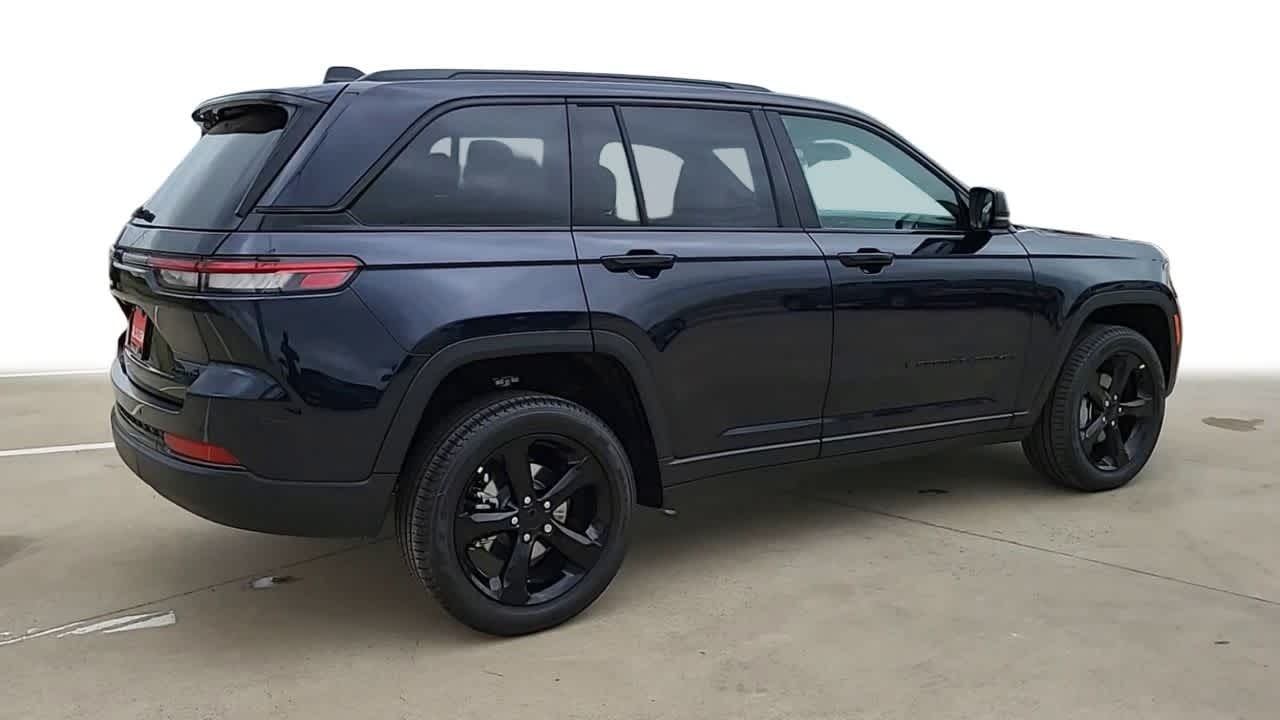 2024 Jeep Grand Cherokee Limited 8