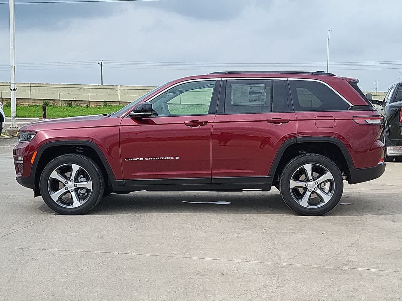 2024 Jeep Grand Cherokee Limited 11