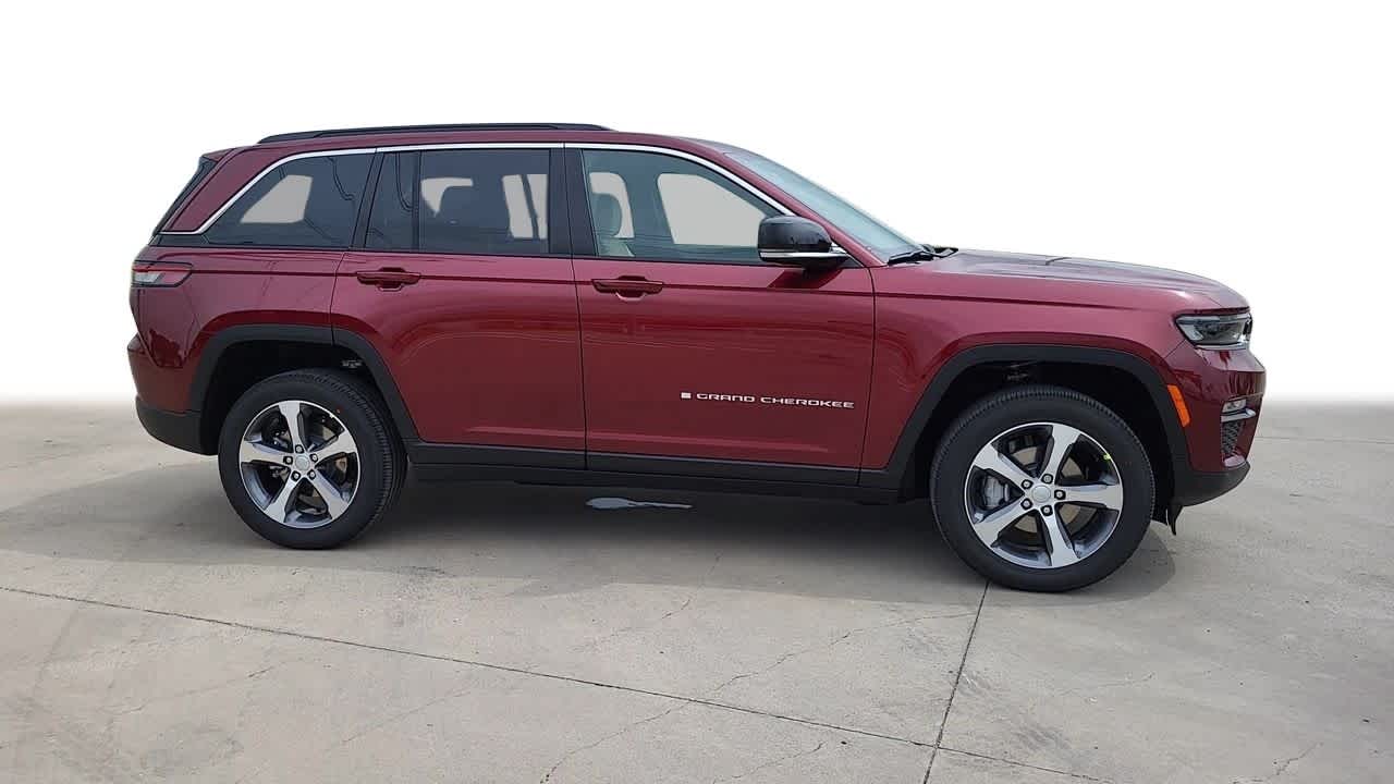 2024 Jeep Grand Cherokee Limited 9