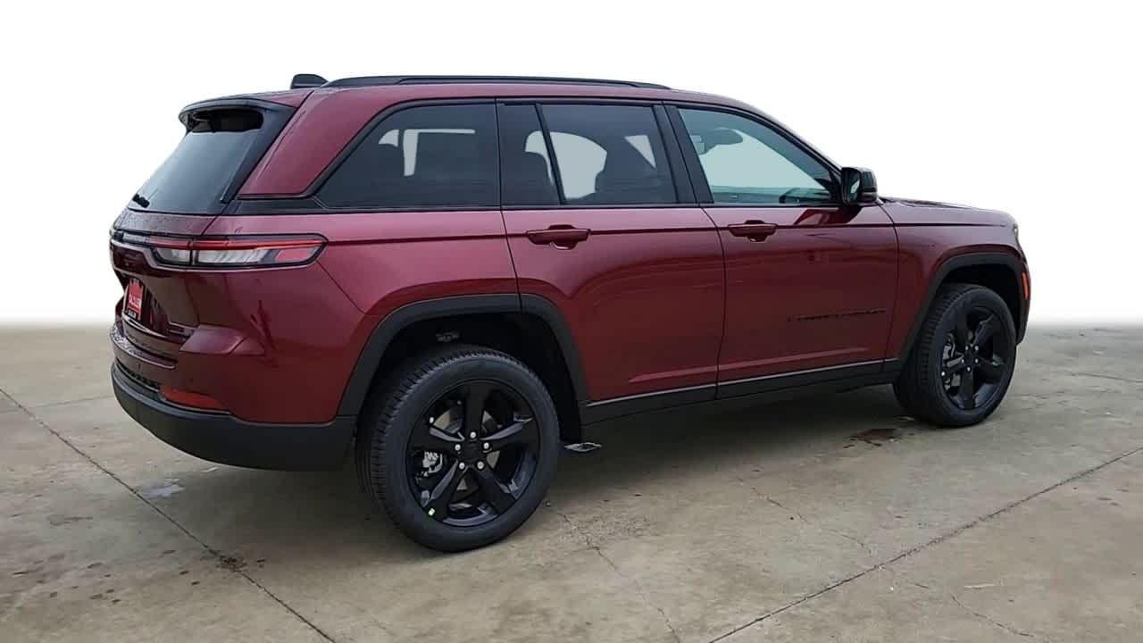 2024 Jeep Grand Cherokee Limited 8