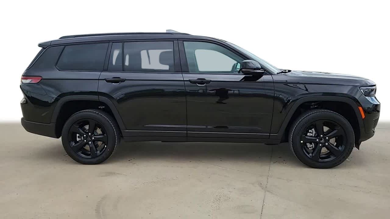 2024 Jeep Grand Cherokee L Altitude X 9