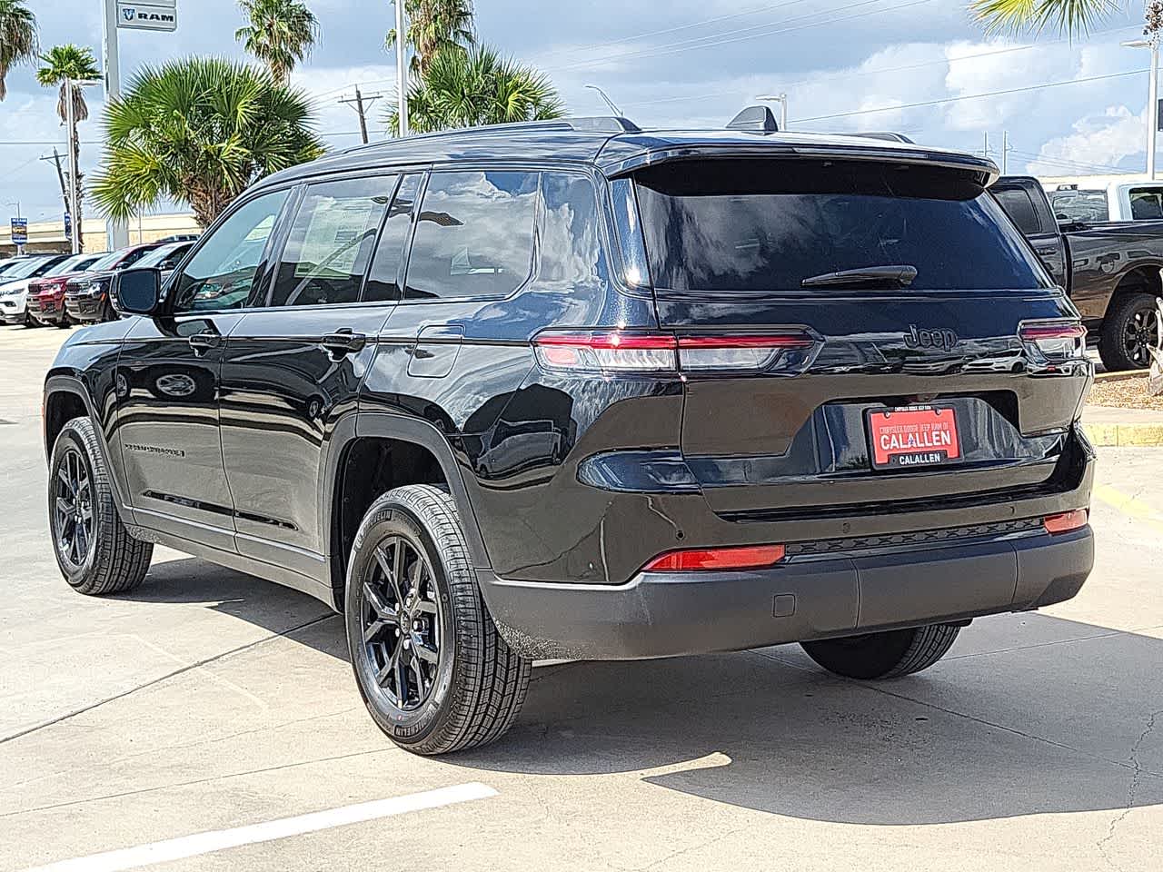 2024 Jeep Grand Cherokee L Altitude X 12