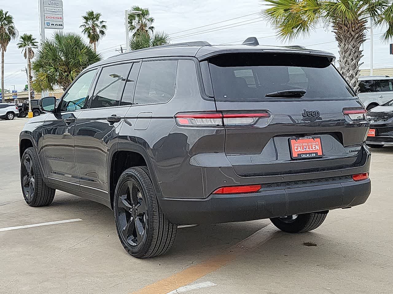 2025 Jeep Grand Cherokee L Limited 12