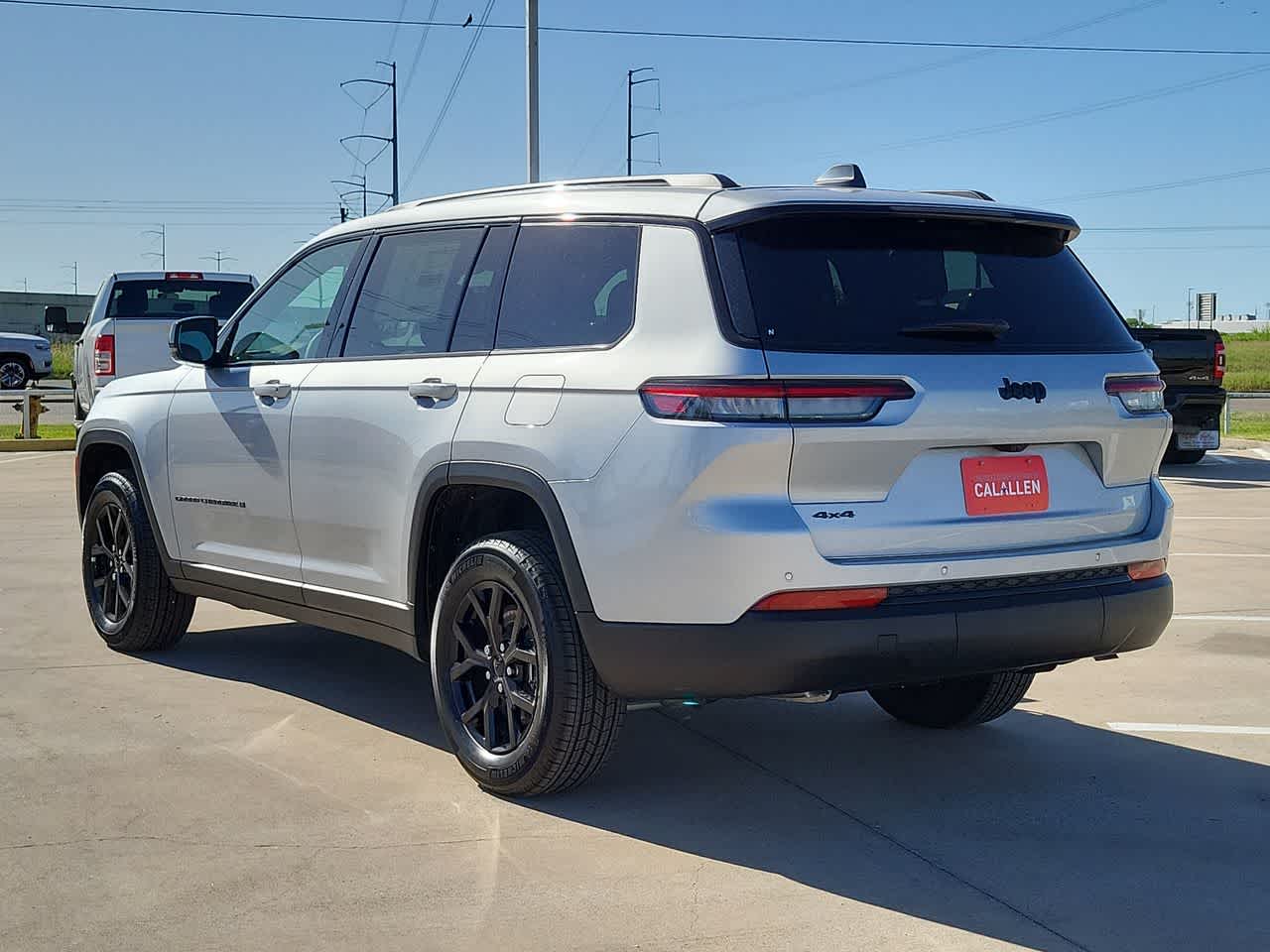 2024 Jeep Grand Cherokee L Altitude 12