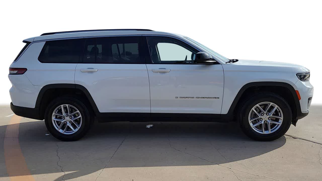 2023 Jeep Grand Cherokee L Laredo 9