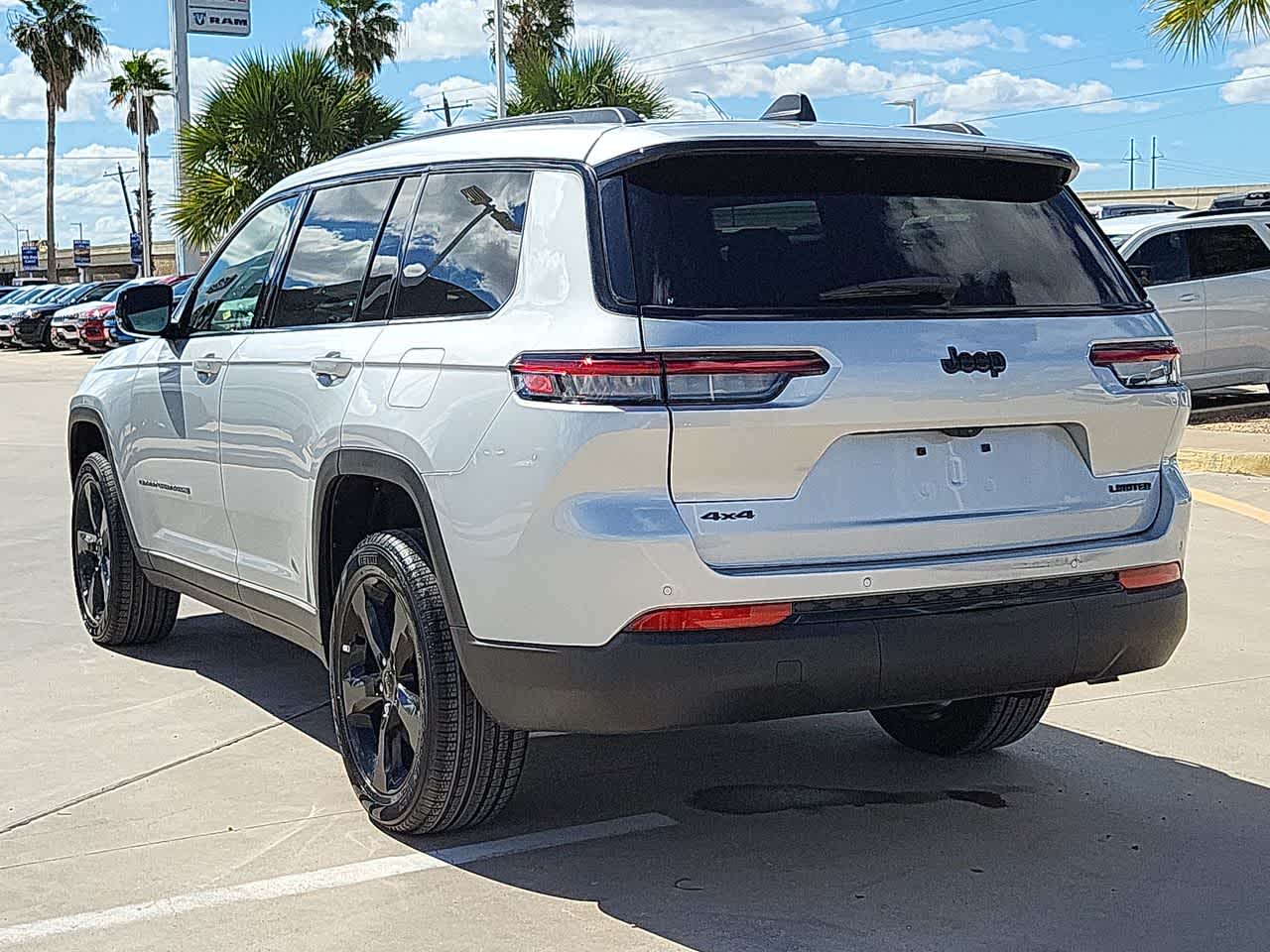 2024 Jeep Grand Cherokee L Limited 12