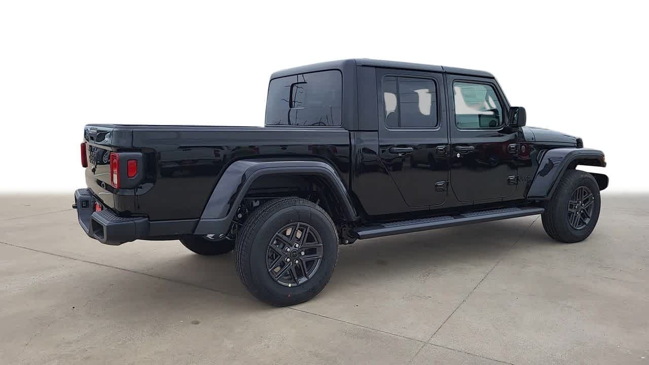 2024 Jeep Gladiator Sport S 4x4 8