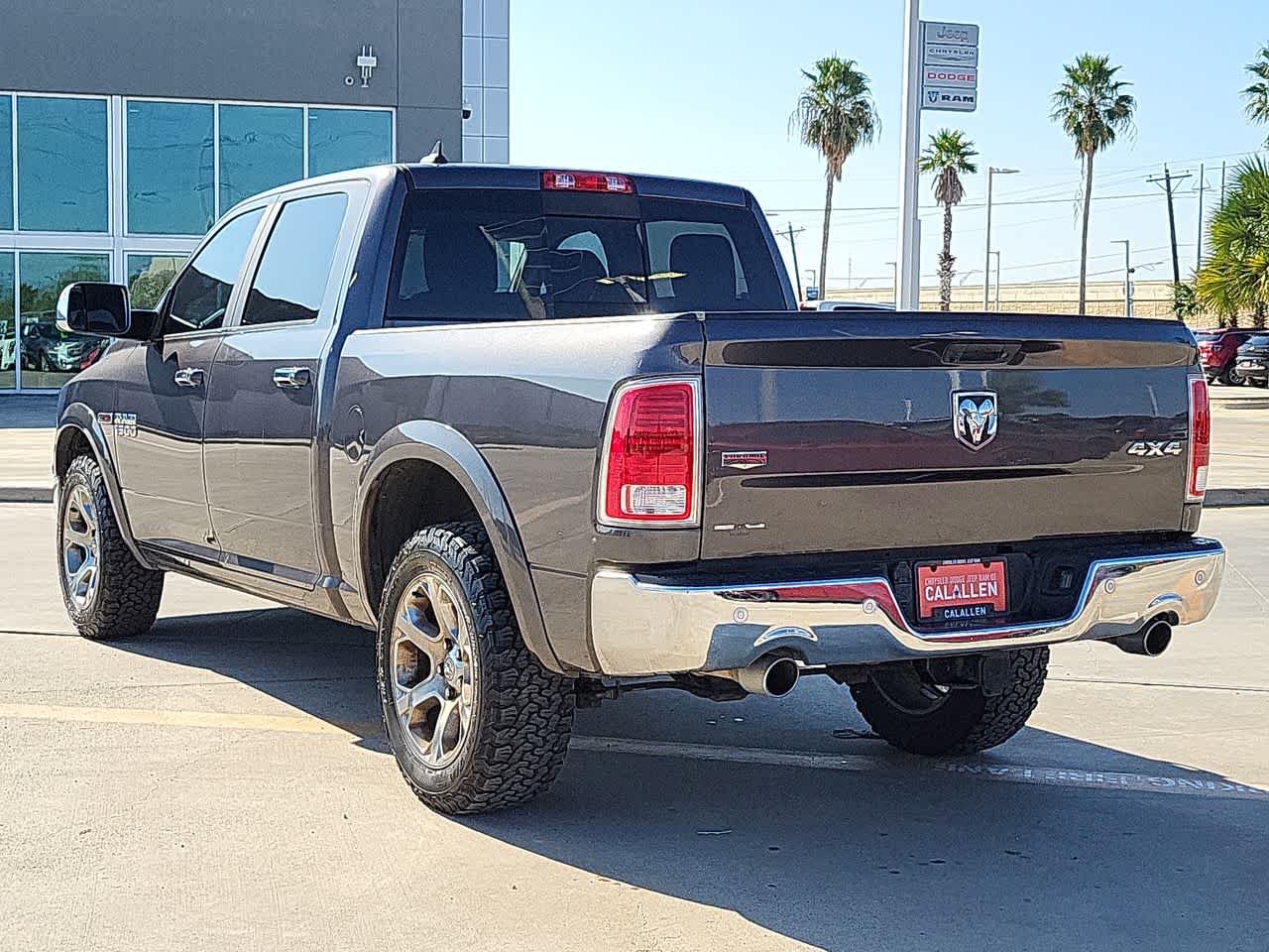 2017 Ram 1500 Laramie 4x4 Crew Cab 57 Box 12