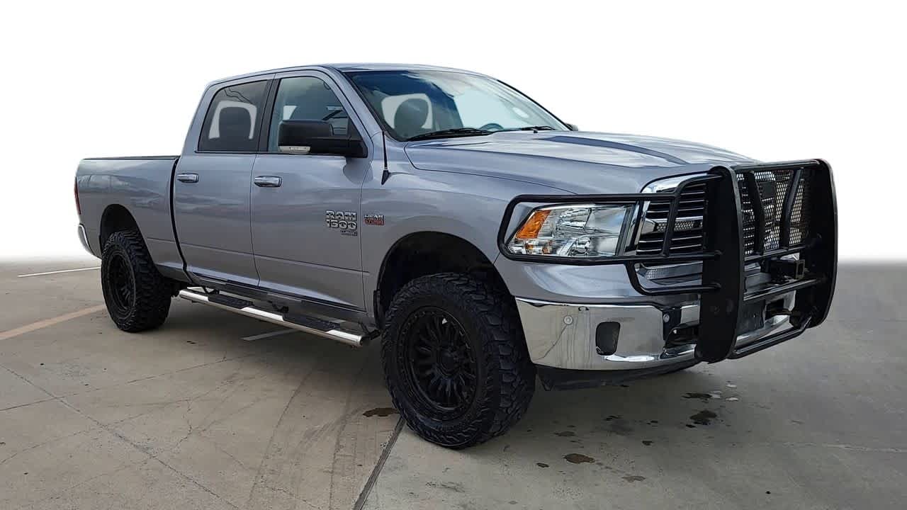 2019 Ram 1500 Classic Big Horn 4x4 Crew Cab 64 Box 2