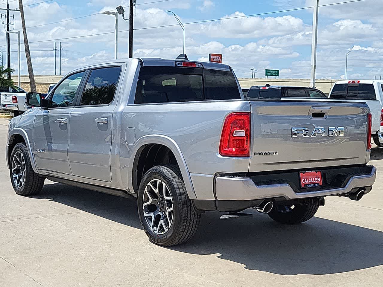 2025 Ram 1500 Laramie 4x2 Crew Cab 57 Box 12