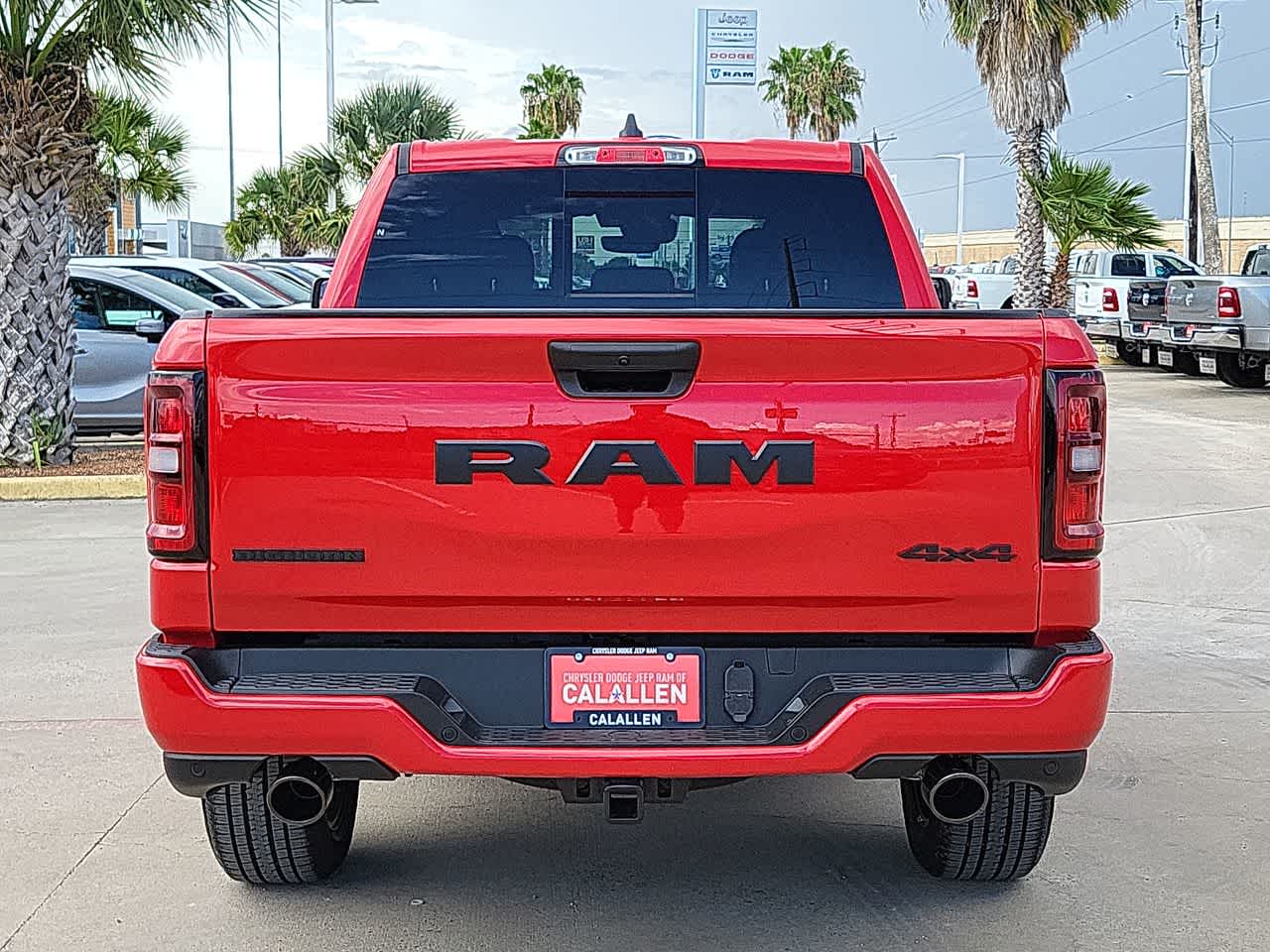 2025 Ram 1500 Big Horn 4x4 Crew Cab 57 Box 13