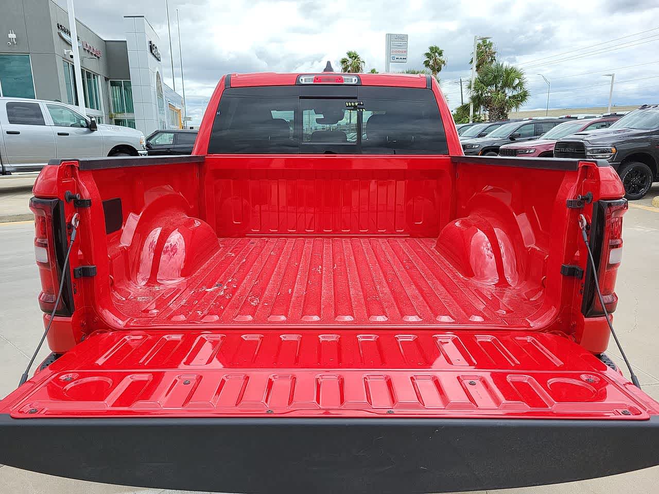 2025 Ram 1500 Lone Star 4x4 Crew Cab 57 Box 27