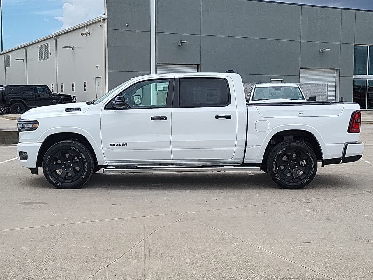 2025 Ram 1500 Lone Star 4x4 Crew Cab 57 Box 11