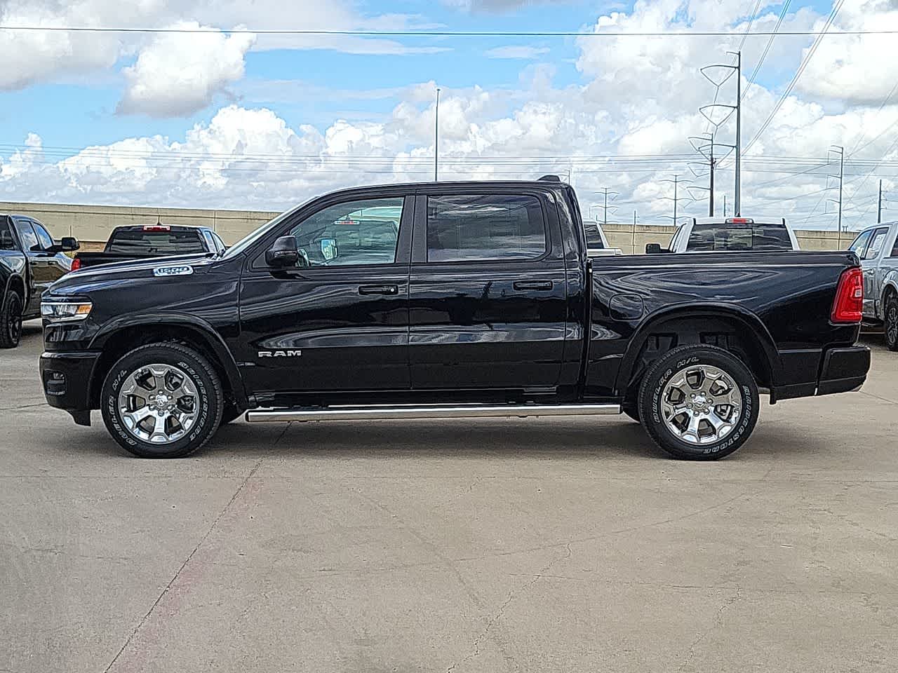 2025 Ram 1500 Big Horn 4x4 Crew Cab 57 Box 11