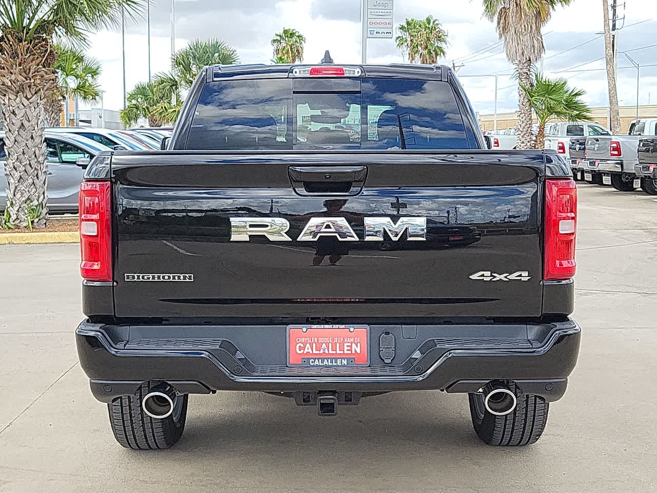 2025 Ram 1500 Big Horn 4x4 Crew Cab 57 Box 13