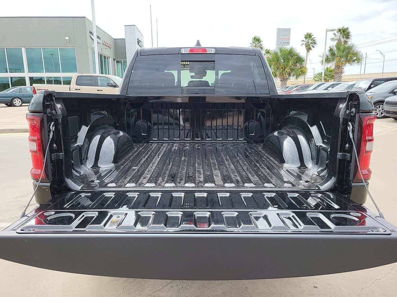 2025 Ram 1500 Warlock 4x4 Crew Cab 57 Box 27