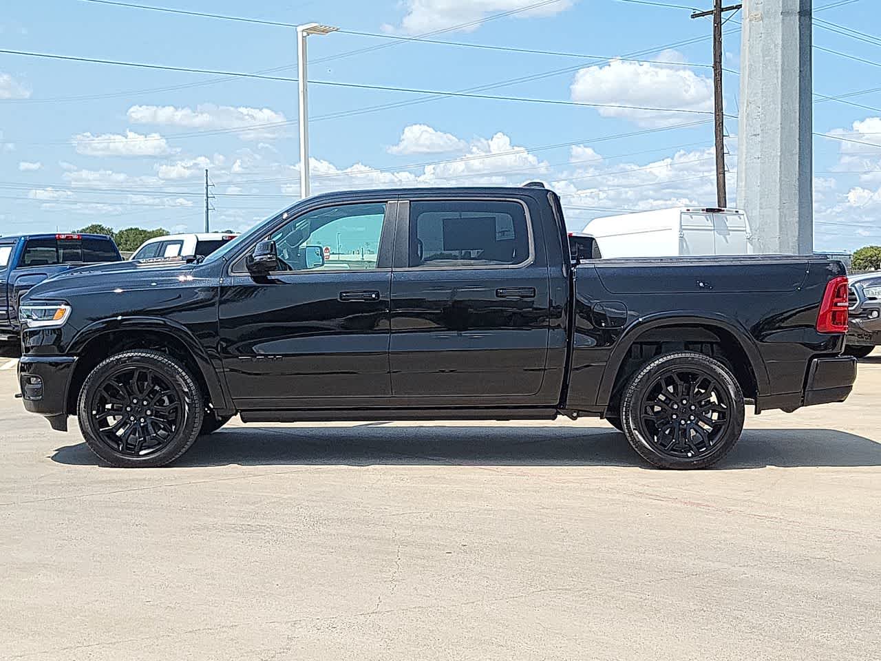 2025 Ram 1500 Limited 4x4 Crew Cab 57 Box 11