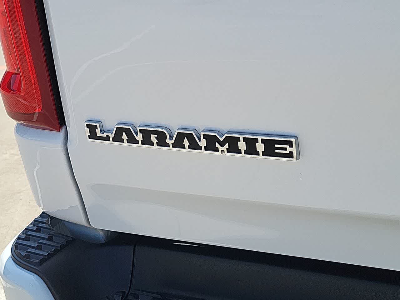 2025 Ram 1500 Laramie 4x4 Crew Cab 57 Box 15