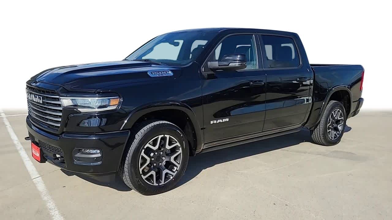 2025 Ram 1500 Laramie 4x4 Crew Cab 57 Box 4