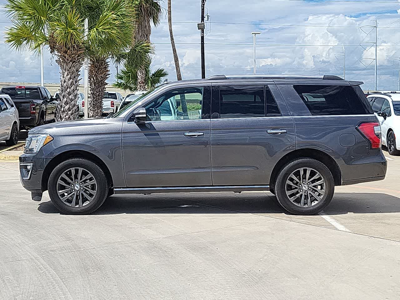 2020 Ford Expedition Limited 11