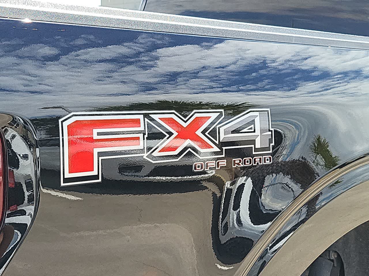 2022 Ford F-150 XLT 4WD SuperCrew 5.5 Box 15