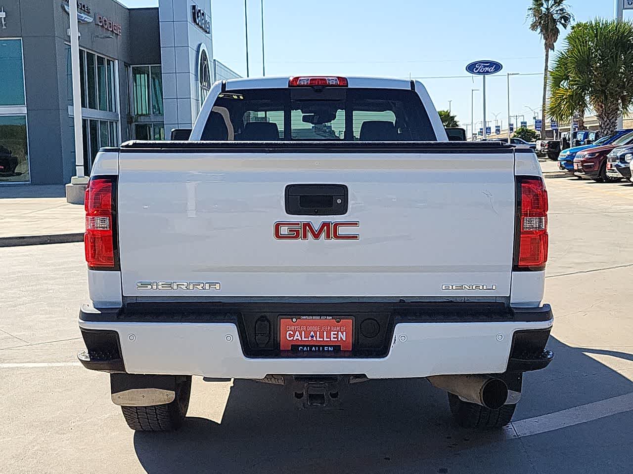 2019 GMC Sierra 3500HD Denali 13