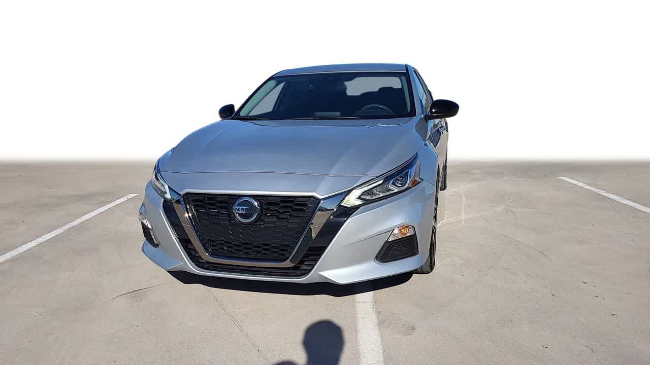 2022 Nissan Altima 2.5 SR 3