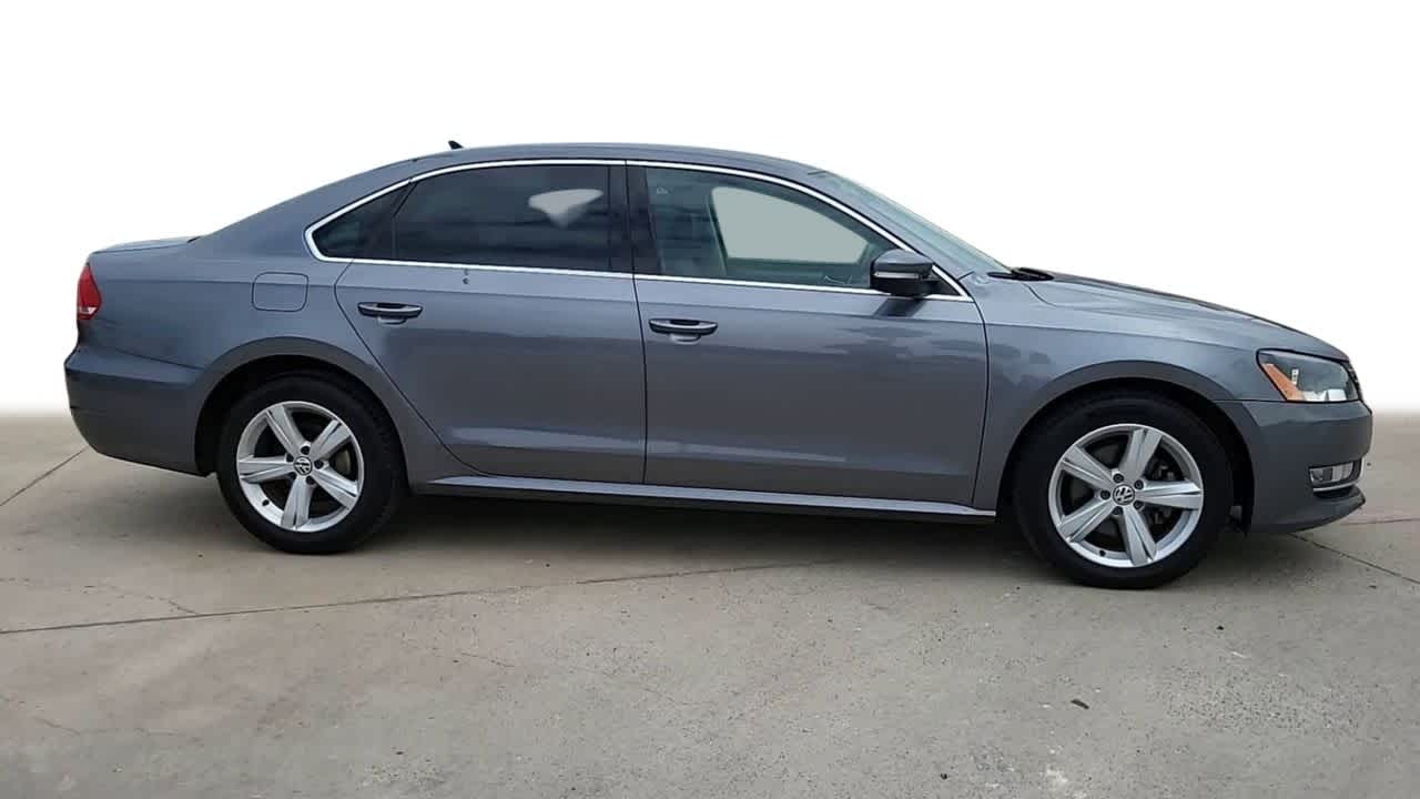 2015 Volkswagen Passat 1.8T Limited Edition 9