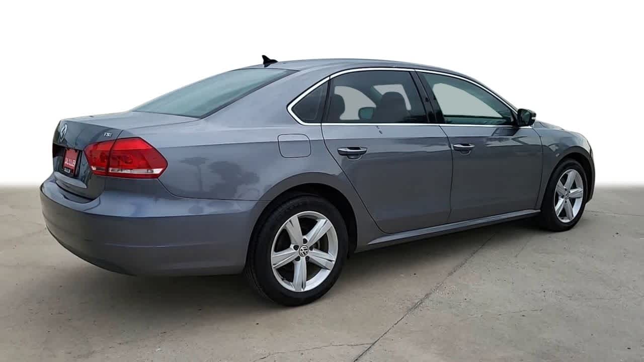 2015 Volkswagen Passat 1.8T Limited Edition 8