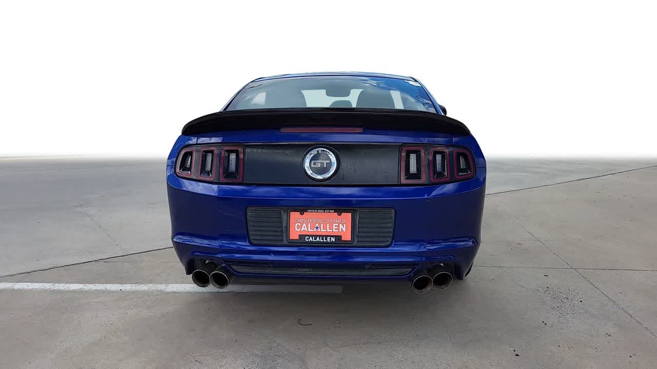 2013 Ford Mustang GT 7