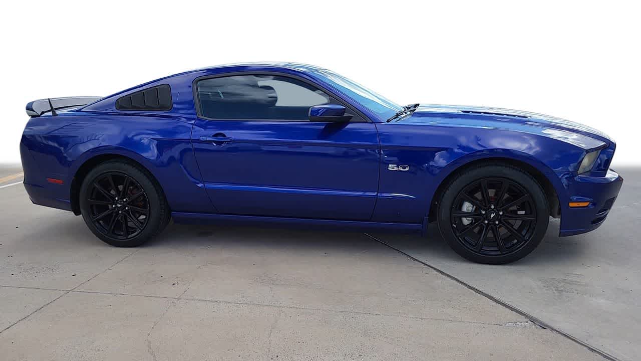 2013 Ford Mustang GT 9