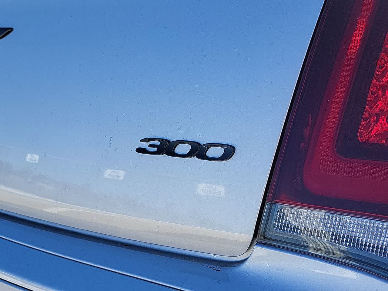 2023 Chrysler 300 Touring 15
